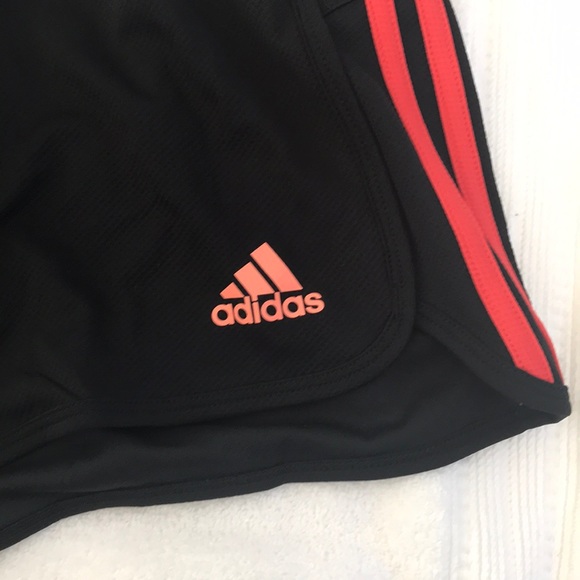 🌸2 for $30🌸 Adidas shorts - Picture 4 of 5